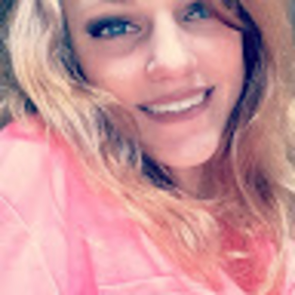 Meet your Posher, Courtney